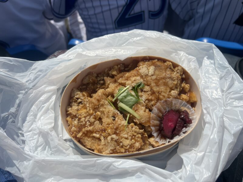 横浜スタジアムグルメ 必勝カツ煮弁当 中身