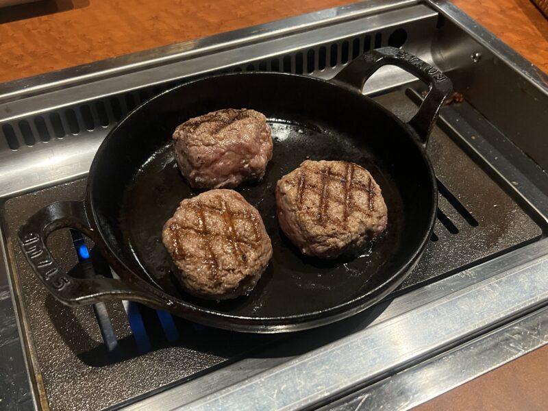 日本大通り 和牛焼肉EAGLE RARE ランチ 崩しレアハンバーグ
