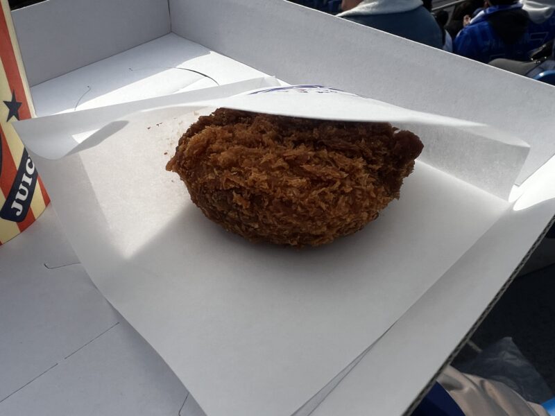 横浜スタジアム オリジナルグルメ ベイメンチ