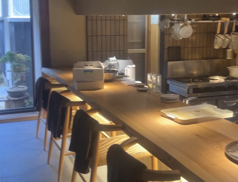 ペルトナーレ カウンター席